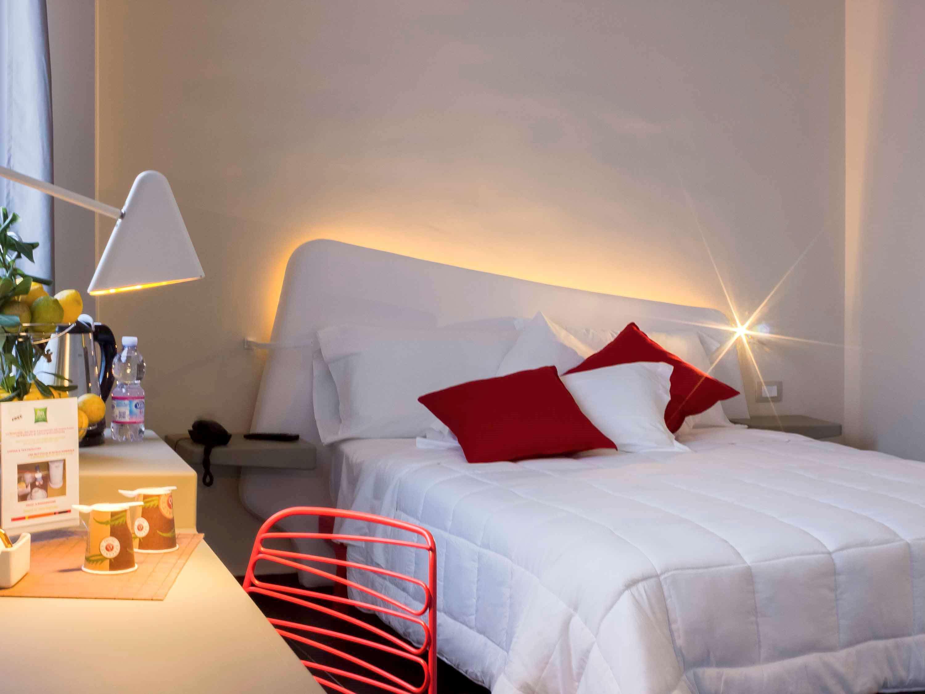 Ibis Styles Palermo President Hotel Exterior foto
