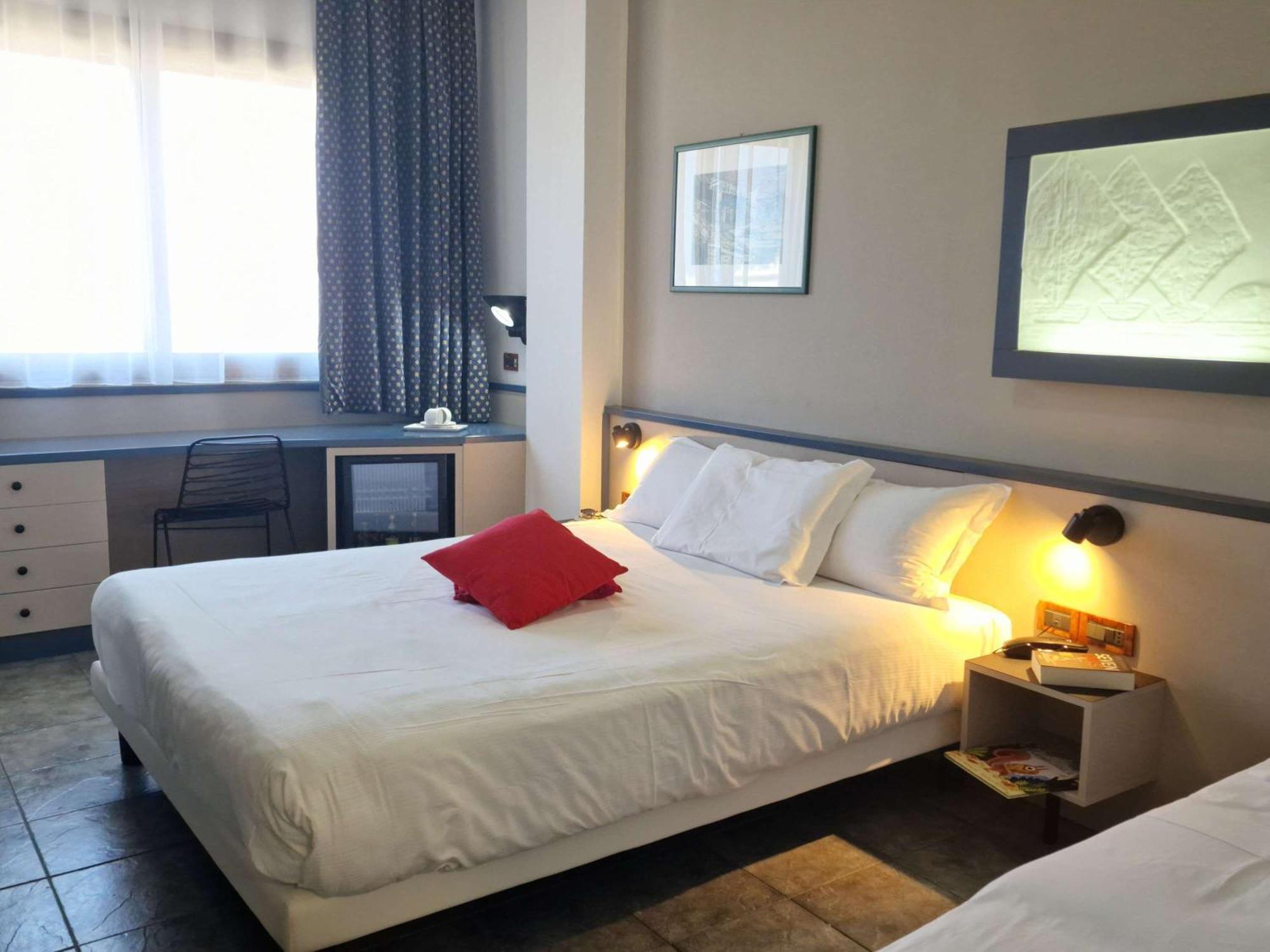Ibis Styles Palermo President Hotel Exterior foto