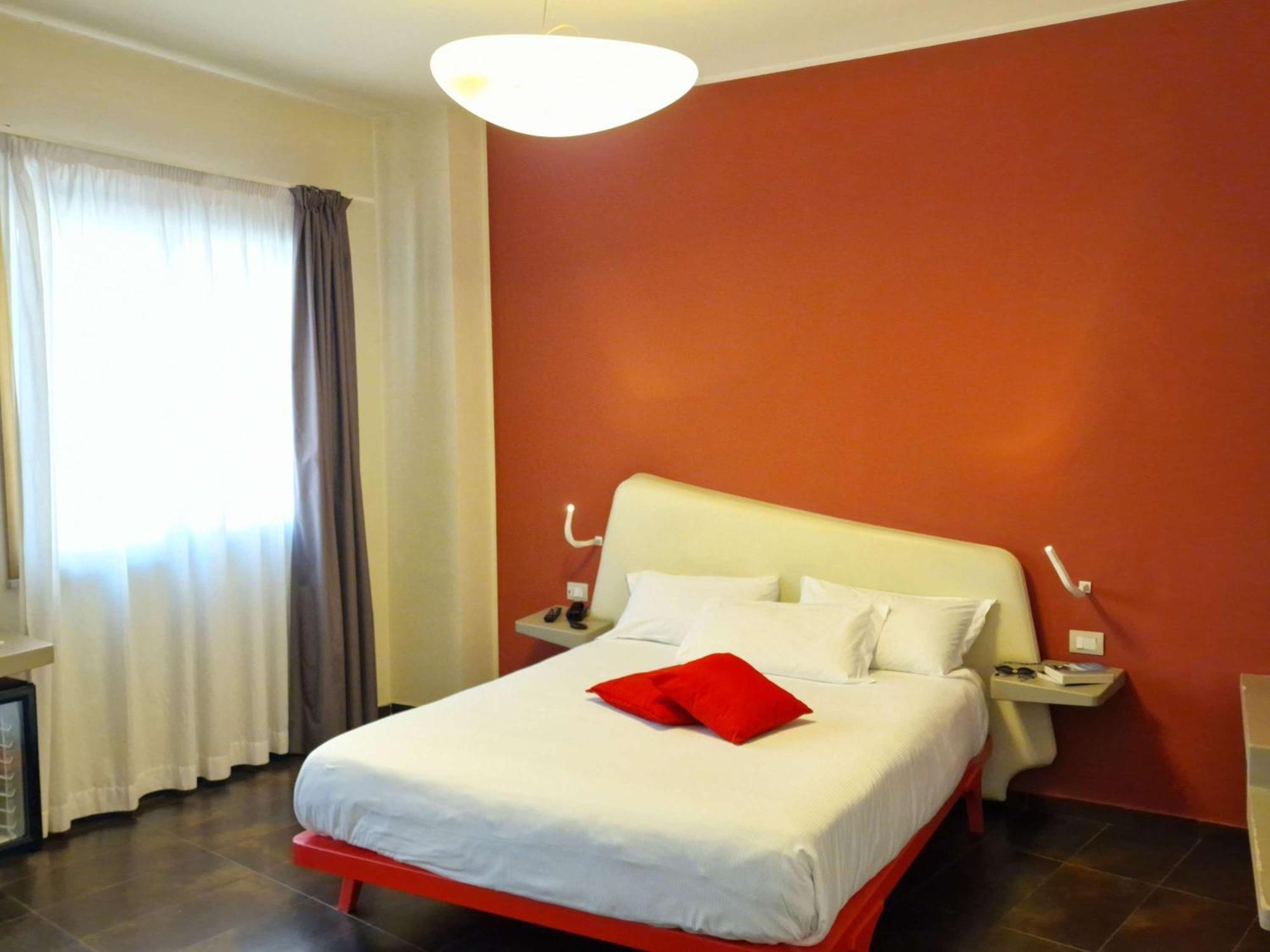 Ibis Styles Palermo President Hotel Exterior foto